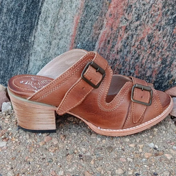 Freebird By Steven Caprice Leather Buckle Strap Sandals Womens Sz 8